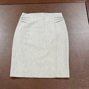 NWOT express pencil skirt in grey size 00